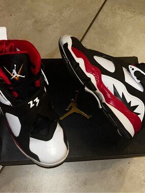 Jordan Kids' Retro Basketball Sneakers - Black/White/Red
